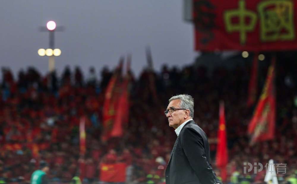 莱切客场险,败罗马,多夫比克制,万博manbetx体育平台,万博体育官网,万博体育app下载,ManBetX,SPORTS