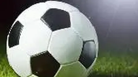 [英超战报]迪亚斯制造点球，萨拉赫点射得分